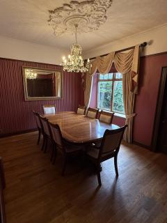 Luxury 5 Bedroom Property in West End - 2