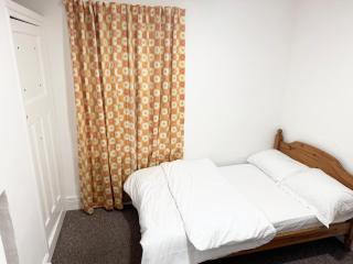 Serene Suite Room 4 - Southampton - 6