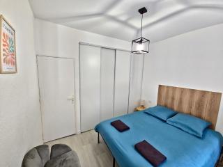 Tour Est - T2 entre Cité Médiévale et Bastide - 2