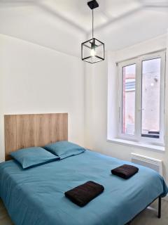 Tour Est - T2 entre Cité Médiévale et Bastide - 4