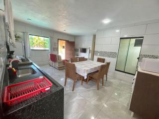 Casa com piscina - Penha - 1