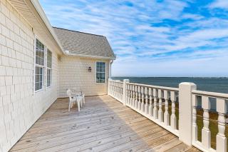 Salty Paws - Emerald Isle - 8
