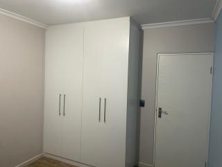 guess house - 1