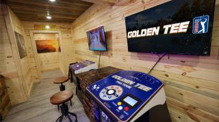 Gandalf's Getaway - Themed, Indoor 80 Degree Pool, Theater, & Arcade - 1