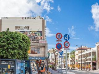 Condominium Resort Naha Living Inn Asahibashiekima - Vacation STAY 92444v - Naha - 1