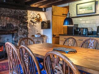 The Old Smithy - Cottage - Llanfaes - 2