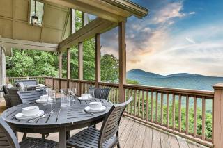 Endless Sky Lodge - Luxury Big Canoe Cabin with Hot Tub - Jasper - 9
