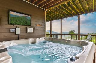 Endless Sky Lodge - Luxury Big Canoe Cabin with Hot Tub - Jasper - 8