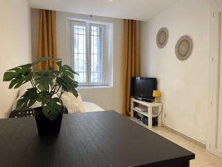 Studio équipé confort proche de toutes commodités - La Seyne-sur-Mer - 9