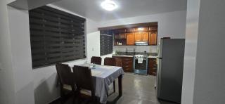Departamento central con balcón - Cuenca - 8