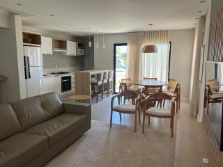 Novíssima Casa Triplex no Rosa - Imbituba - 2