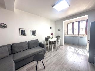 City Center 2BR Apartment - Tirana - 3