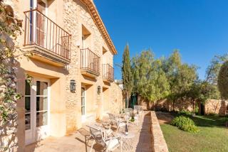 Casa de Piedra ubicada en el exclusivo wine village de Viladellops, te ofrece una experiencia única, donde el lujo y la tradición se fusionan en un entorno natural privilegiado - Viladellops - 2