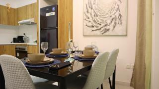 Oasis Grove - Stylish 2BR Retreat in Masdar City - Abu Dabi - 3