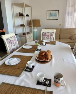 Villa Deep Blue Poerava with pool - 9