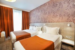 1 Hotel Borjomi - Bordschomi - 8