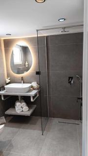 Golden Rays Suites - Saranda - 1