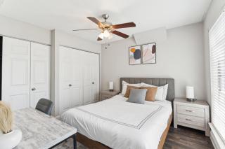 Stratton 217-p I Spacious 1 Bed 1 Bath - Arlington - 0