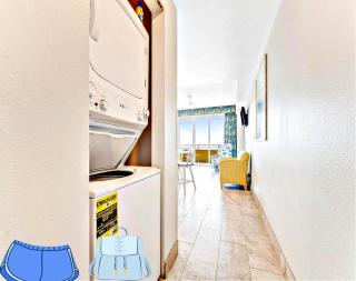 Highly Desired 6th Floor 1 BR Oceanfront - There Is Only One Ocean Walk Resort 606 - Daytona Beach - 3
