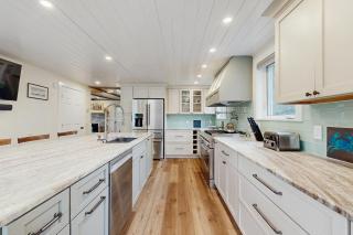 Golden Hour Hideaway - 2