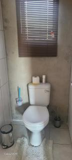 Mrakes Guesthouse - Odendaalsrus - 1