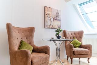 Stylish & Cost-Effective 2BR Ideal Extended Stays - Vienne - 9