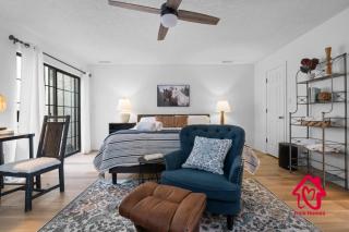 Chic Townhome Tranquility - An Irvie Home - Alameda - 7