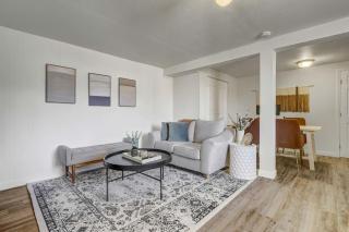 Nested Pointe Downtown w Workspace & Fire Pit - 1