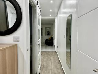 Verb Studio - North London Enfield Self Catering Holiday - work accommodation - Enfield - 5