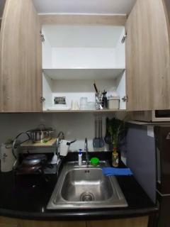 Chic Urban Retreat near mall of asia - Manila - 3