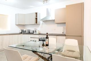 Luxury 3 Bedroom Apartment in Sliema - Walk to Beach & Dining - Sliema - 7