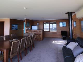 Stunning Lake Views - Mallacoota - 8