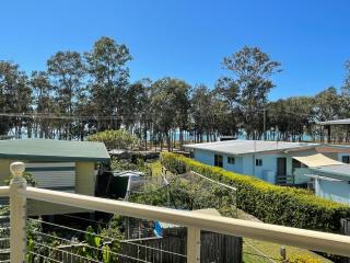 Burrumundi - Burrum Heads - Close To Beach - Water Views - Burrum Heads - 7