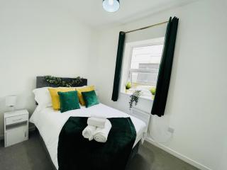 The Market Street Apartments - Watford - 8