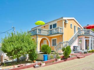 Charming apartment with private terrace - Senj - 0