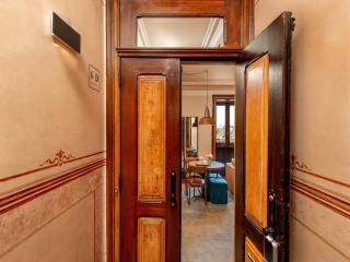 Charming Apartment with Balcony in Porto - Oporto - 3