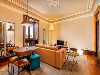 Charming Apartment with Balcony in Porto - Oporto - 4