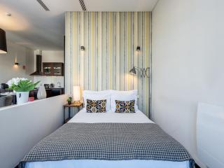 Charming Apartment with street-view in Porto - 7