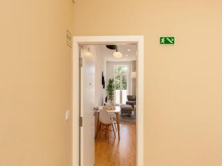 Charming 1-Bedroom Apartment in Oporto - Porto - 3