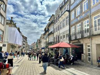 Cozy Porto studio with balcony - Porto - 6
