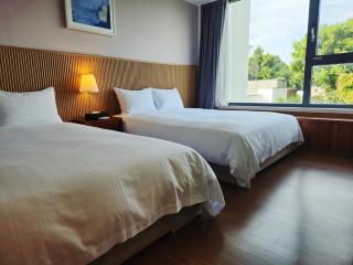 Jeju Breeze - 7