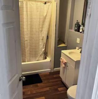 Dream Inn LLC Rm# 7 - Fitchburg - 7