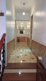 شقة للايجار بالمعادى ثلاث غرف منهم غرفه ماستر و حمامين ومطبخ - Cairo - 2