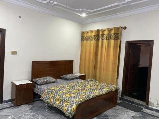 Al Rehman guest house thandiani - - 4