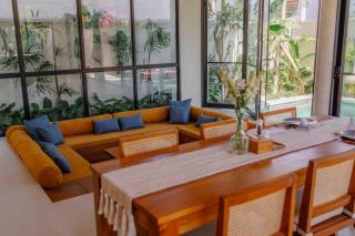 Villa Tik, Near Beach w Sunny Balcony - Canggu - 1