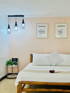 Modern Guesthouse Near Beach in Nasugbu, Batangas - Nasugbu - 9