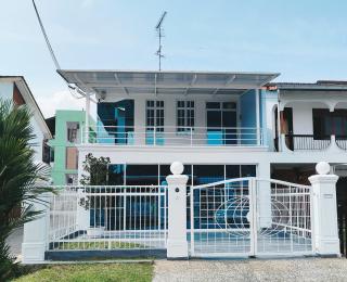 YK Homestay Deluxe - 0