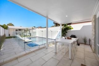 Parkside Pool Retreat - 3BR, Parking, Wi-Fi - Unley - 9