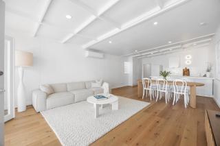 Parkside Pool Retreat - 3BR, Parking, Wi-Fi - Unley - 5