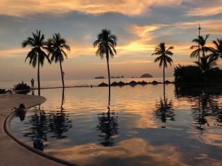 Great Beachfront Amara Condo Ixtapa - 3